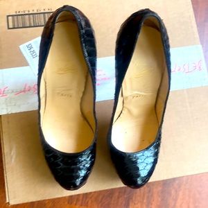 Red bottoms Christian Loubouton